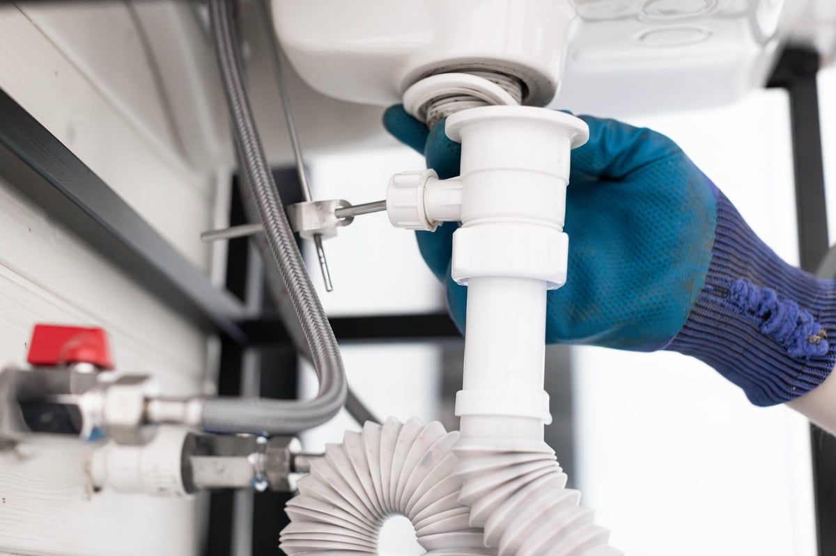 sink repair, siphon, pipe repair, plumber, siphon